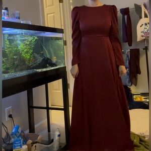 Elegant Burgundy Long Sleeve Dress